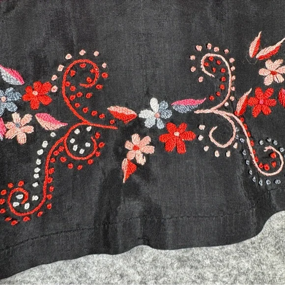 Asian Inspired 100% Silk Red Top Embroidered Hem XXL Festival Lightweight Chic - Picture 8 of 16